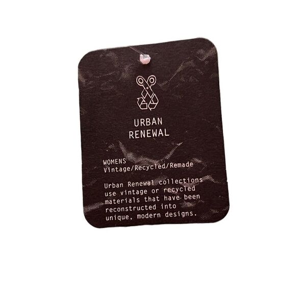 UO TOP  - Picture 6 of 10